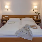 Haus Sonnbichl Апартаменты *